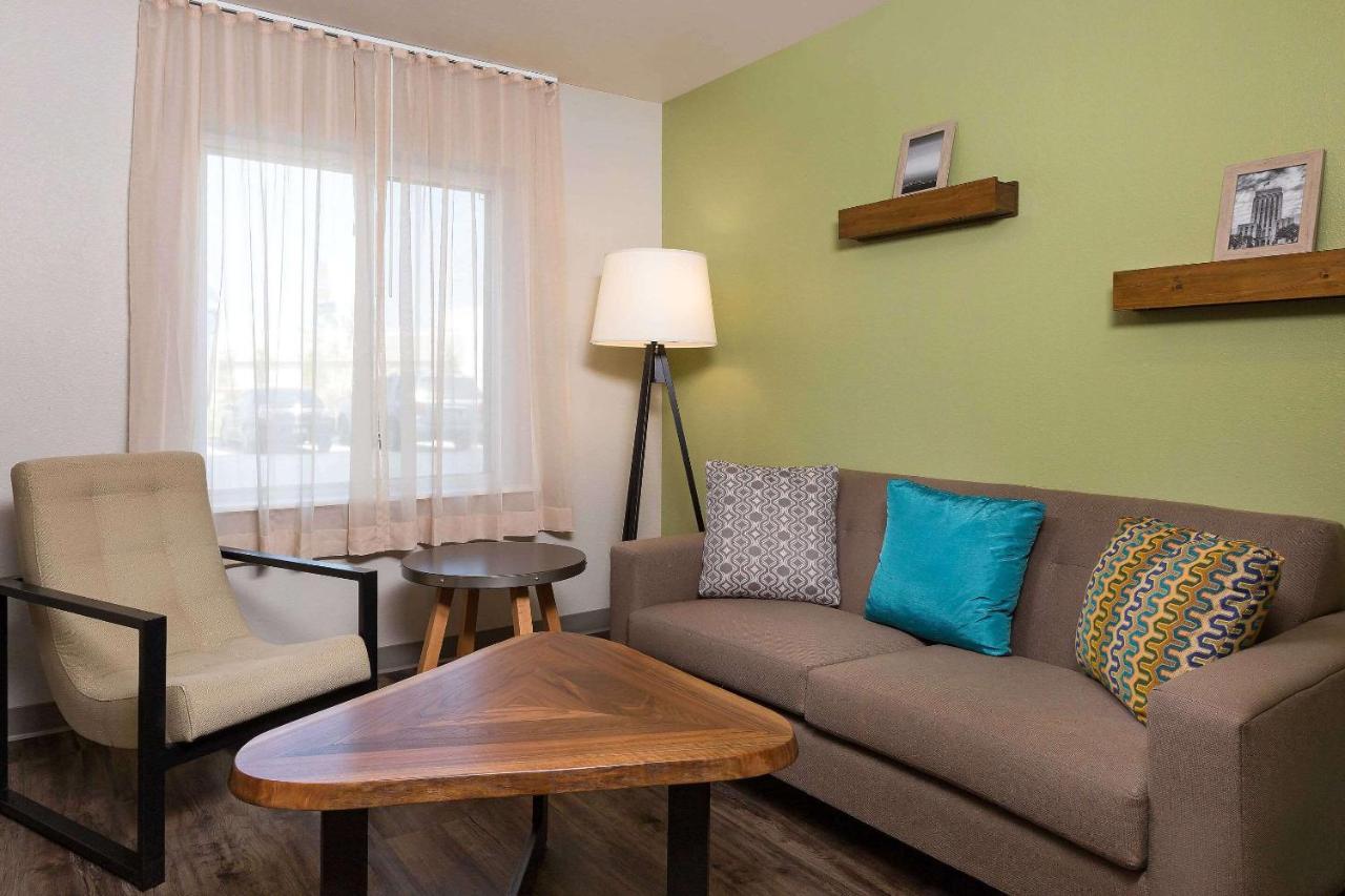 Woodspring Suites Houston Iah Airport Humble Exterior foto