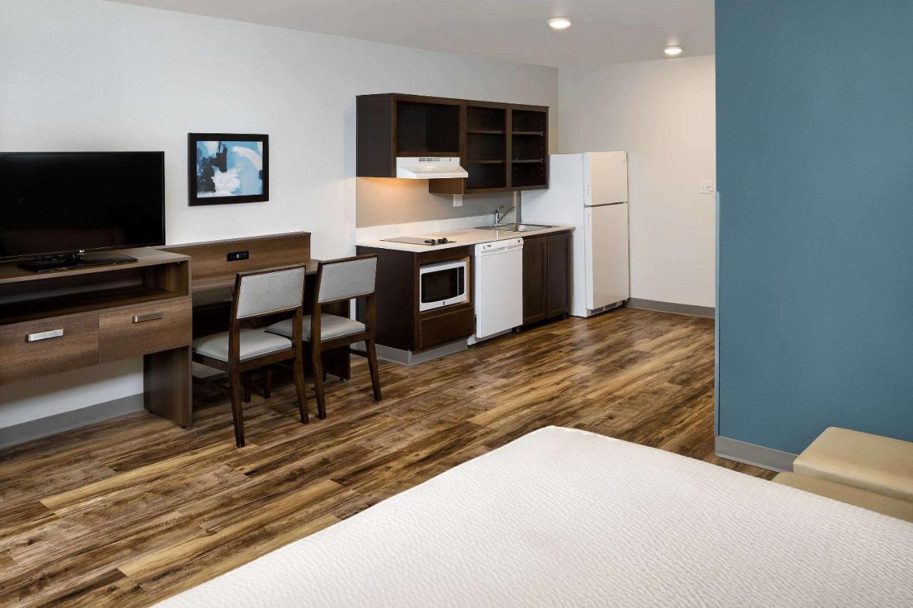Woodspring Suites Houston Iah Airport Humble Exterior foto